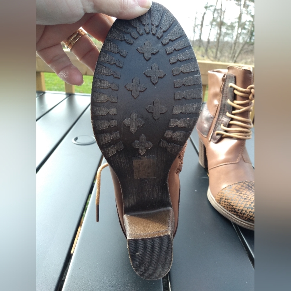 Stepwel Heeled Booties, Ankle Boot Size 37 (6.5), Brown, Snake Skin Patt… - Picture 6 of 13